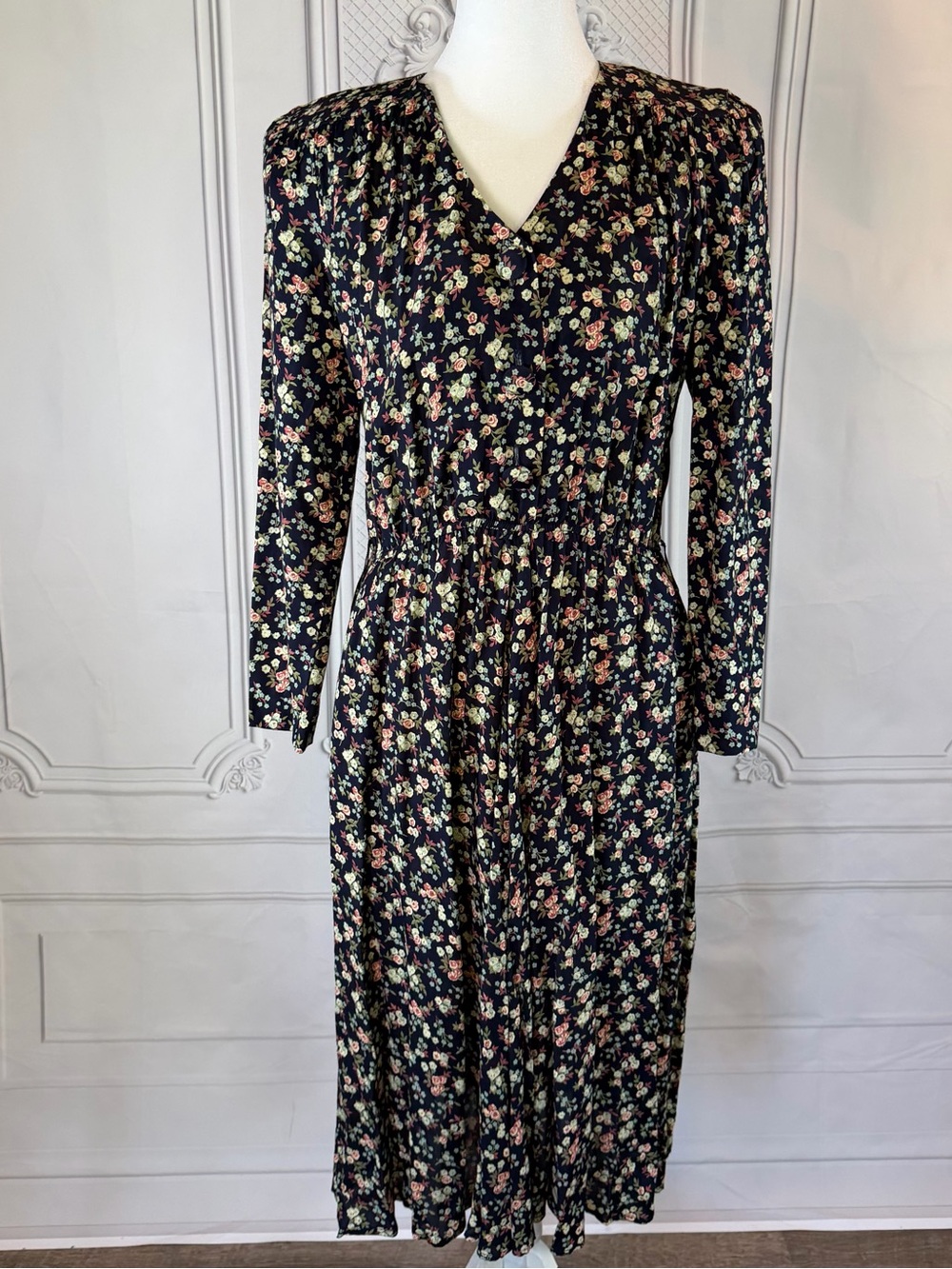 Leslie Fay Vintage Navy Floral Midi Dress SZ 8 USA Made Cottagecore Boho Pleated